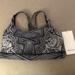Lulu lemon sports bra